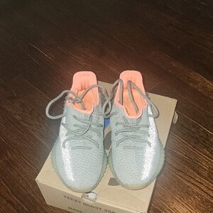 Adidas Yeezy Boost 350 V2 Desert Sage Size 5